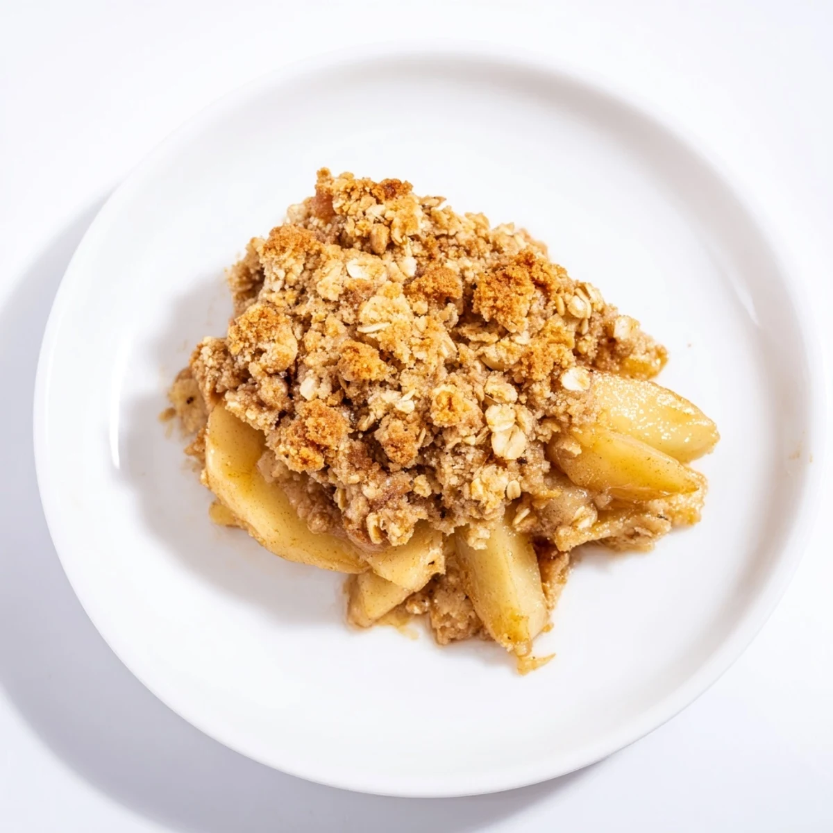 Warm Apple Crumble Dessert